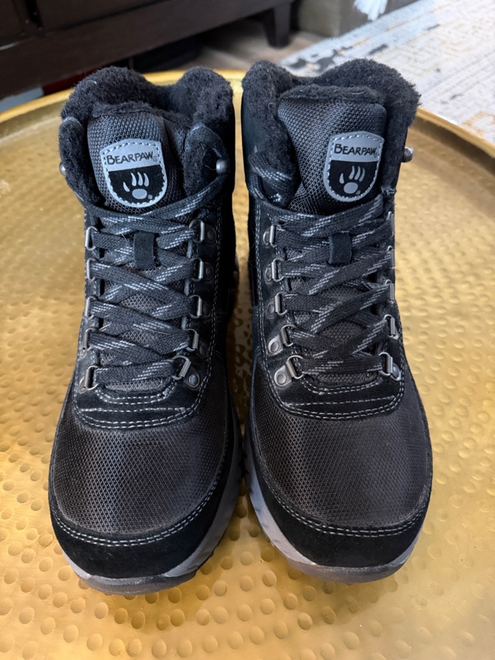 BNWT Never Worn BearPaw Black Fur-Lined Hiking Boots